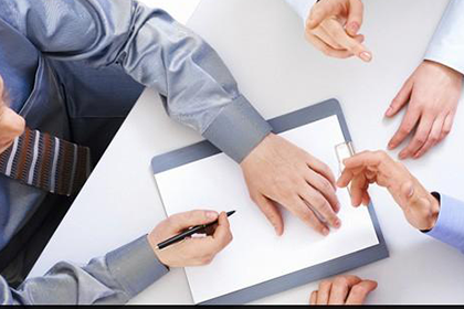 债务缠身无力还清，选择躺平可行吗？